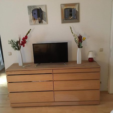 1-Zimmer-Apartment Mitten Im Friedrichshain Berlijn Buitenkant foto